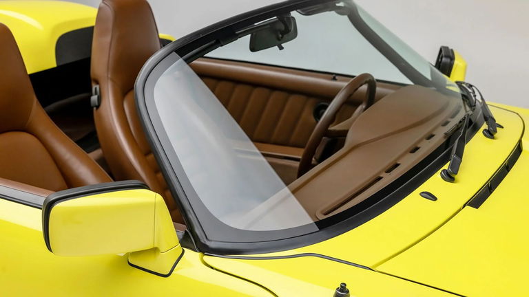 Porsche 911 Carrera 3.2 Speedster (US)