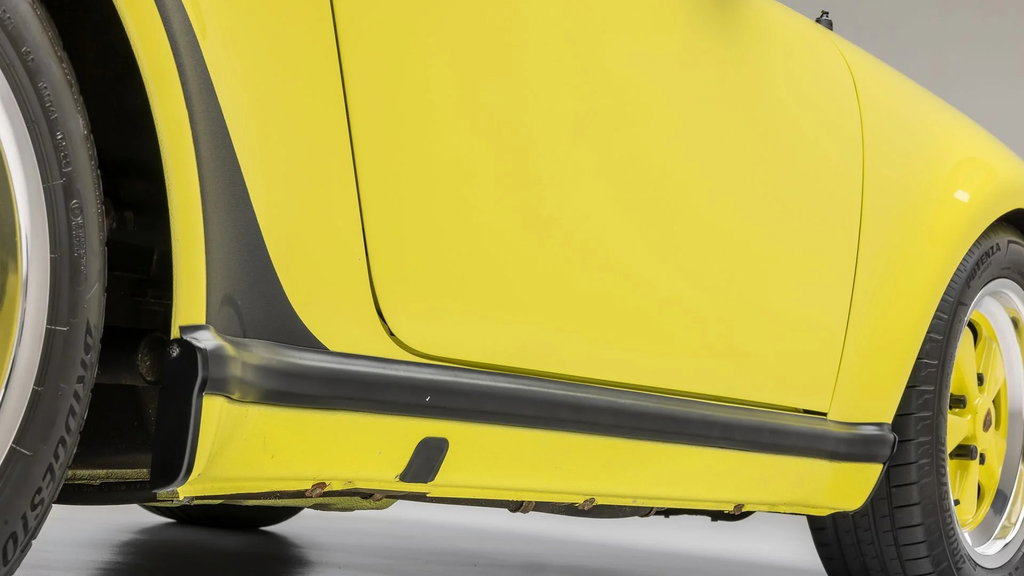 Porsche 911 Carrera 3.2 Speedster (US)