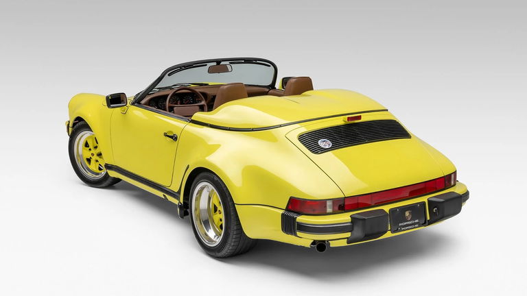 Porsche 911 Carrera 3.2 Speedster (US)