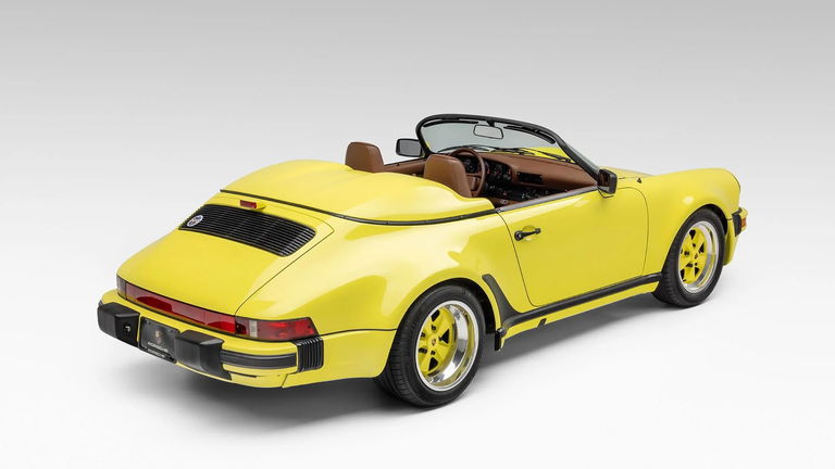 Porsche 911 Carrera 3.2 Speedster (US)