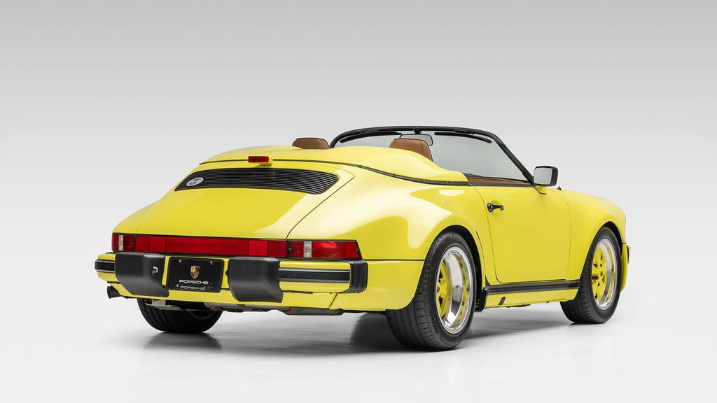 Porsche 911 Carrera 3.2 Speedster (US)