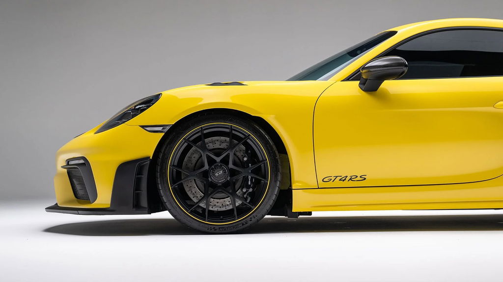 Porsche 718 Cayman GT4 RS