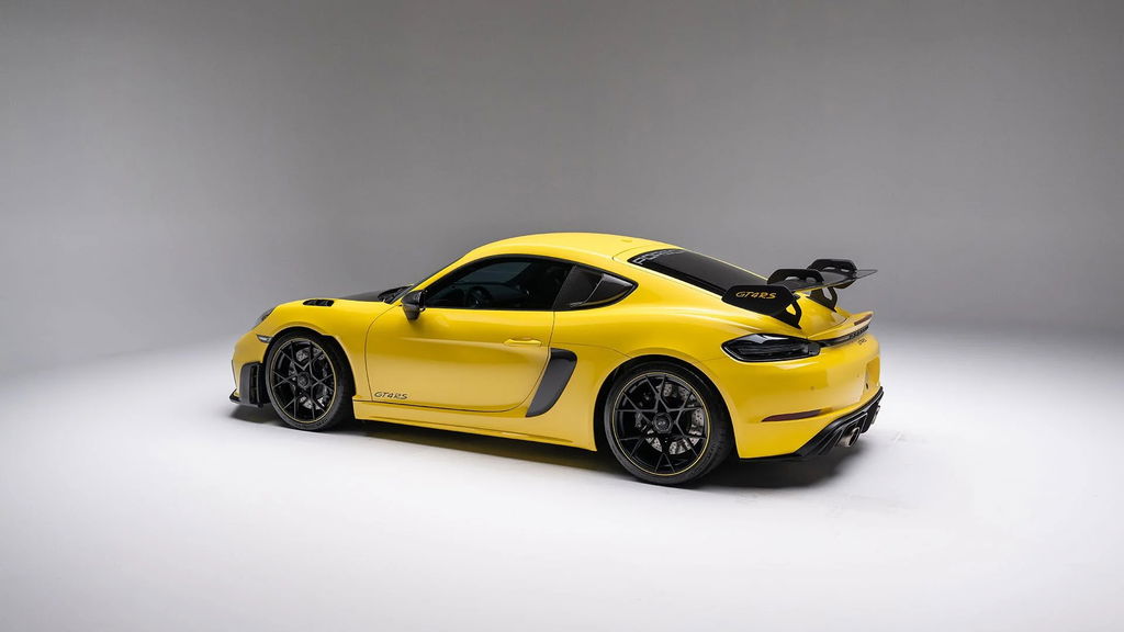 Porsche 718 Cayman GT4 RS
