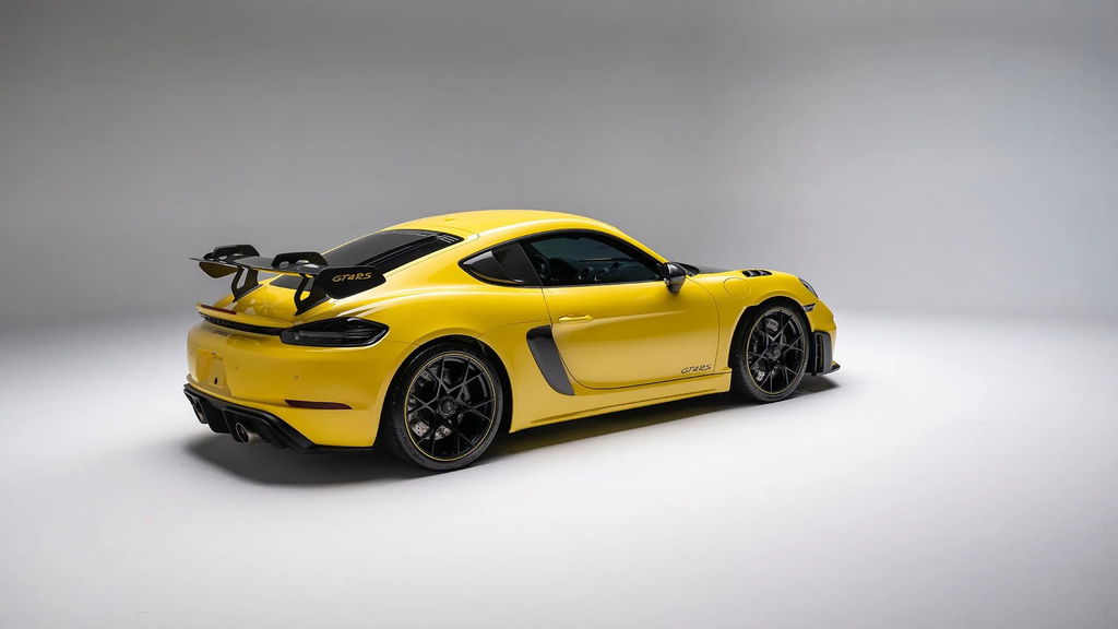 Porsche 718 Cayman GT4 RS