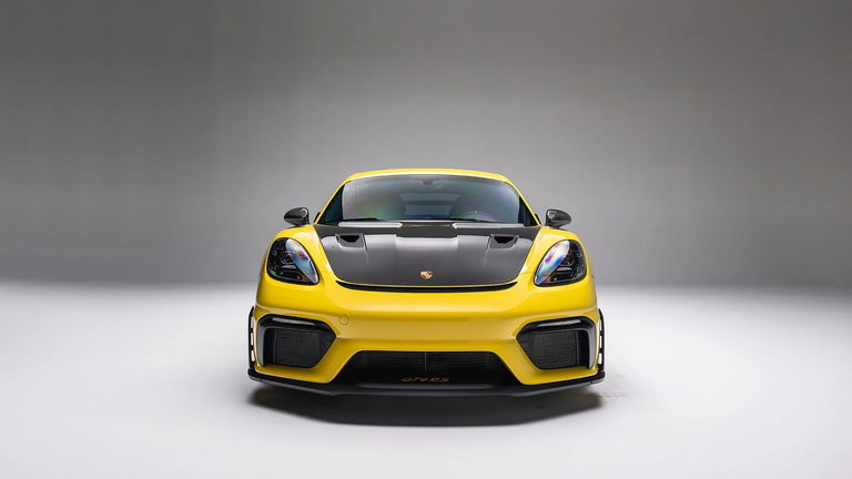 Porsche 718 Cayman GT4 RS