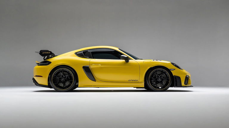 Porsche 718 Cayman GT4 RS