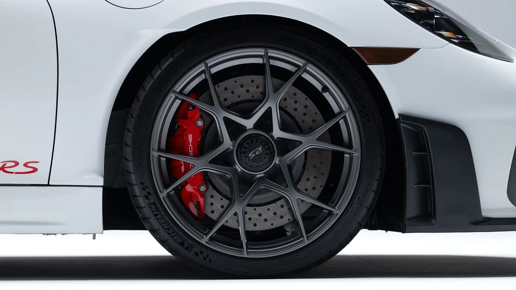 Porsche 718 Spyder RS