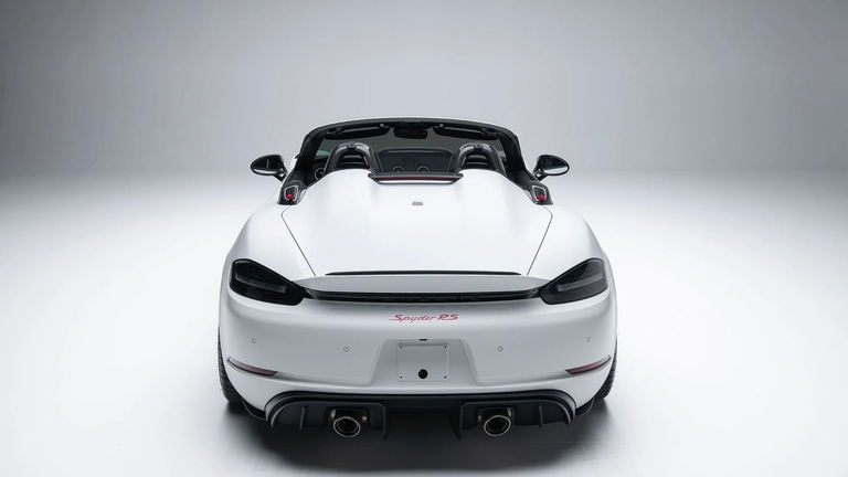 Porsche 718 Spyder RS