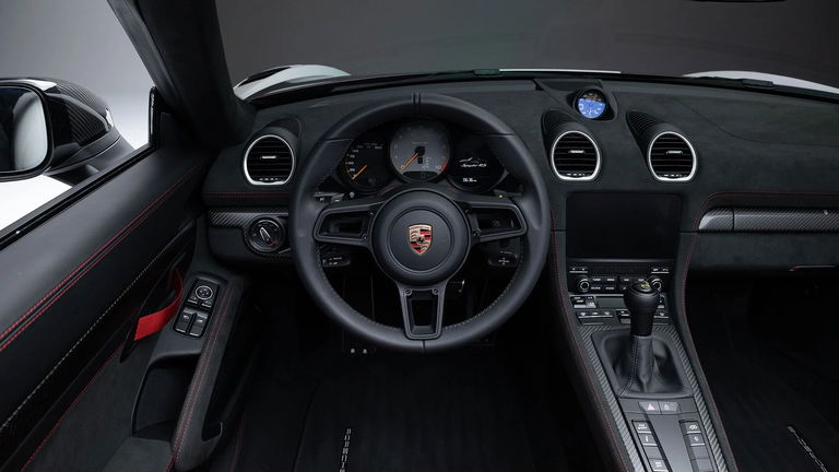 Porsche 718 Spyder RS