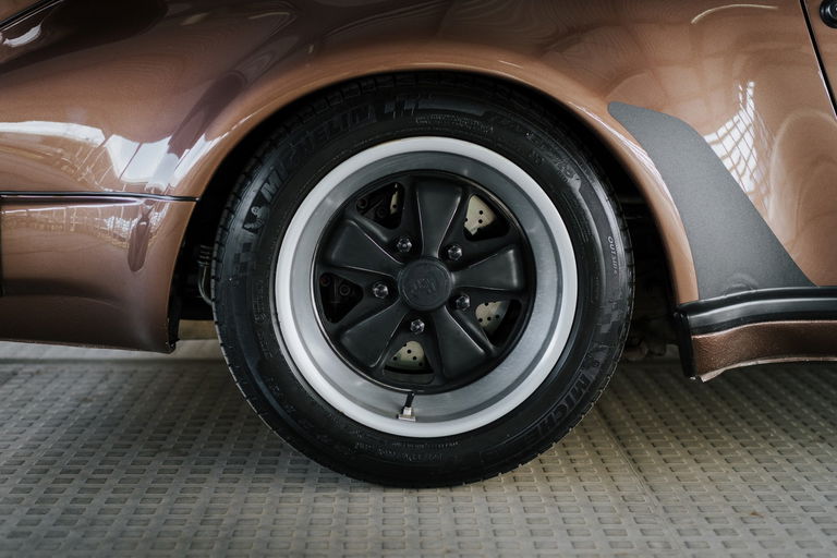 Porsche 911 Turbo 3.3 WLS