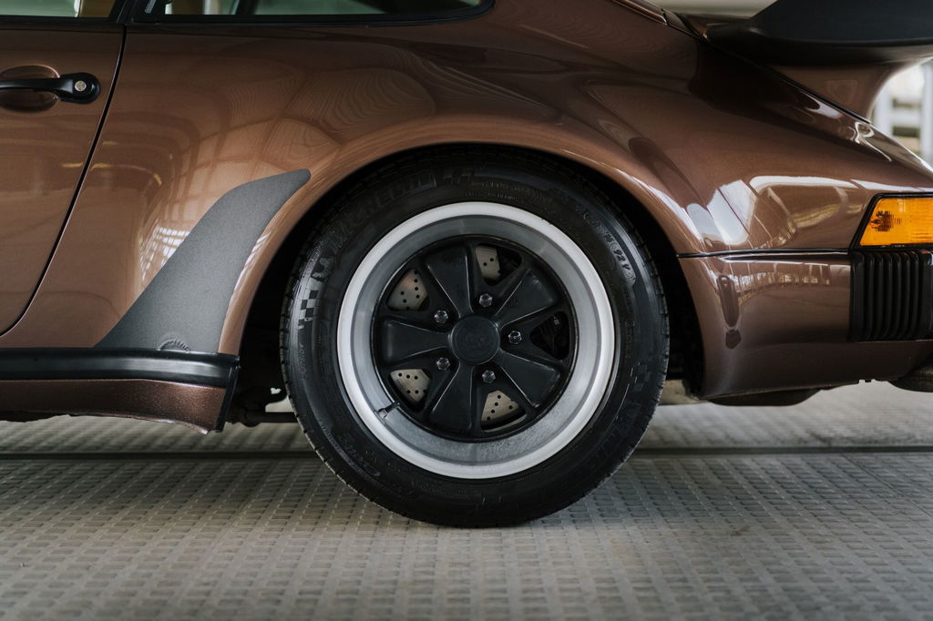 Porsche 911 Turbo 3.3 WLS