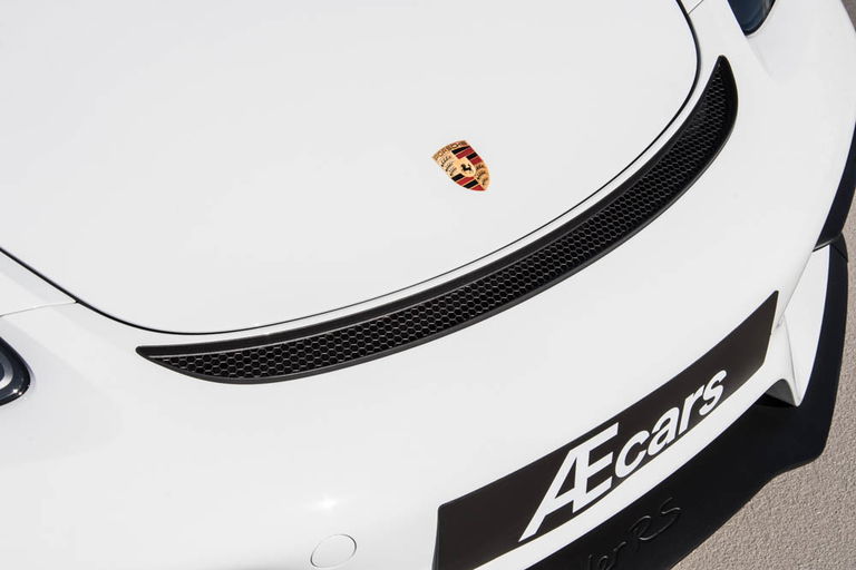 Porsche 718 Spyder RS