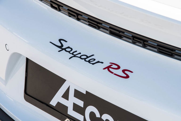 Porsche 718 Spyder RS