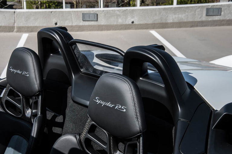 Porsche 718 Spyder RS