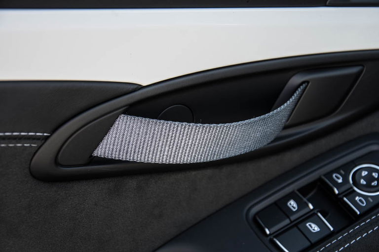 Porsche 718 Spyder RS