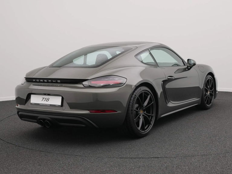Porsche 718 Cayman
