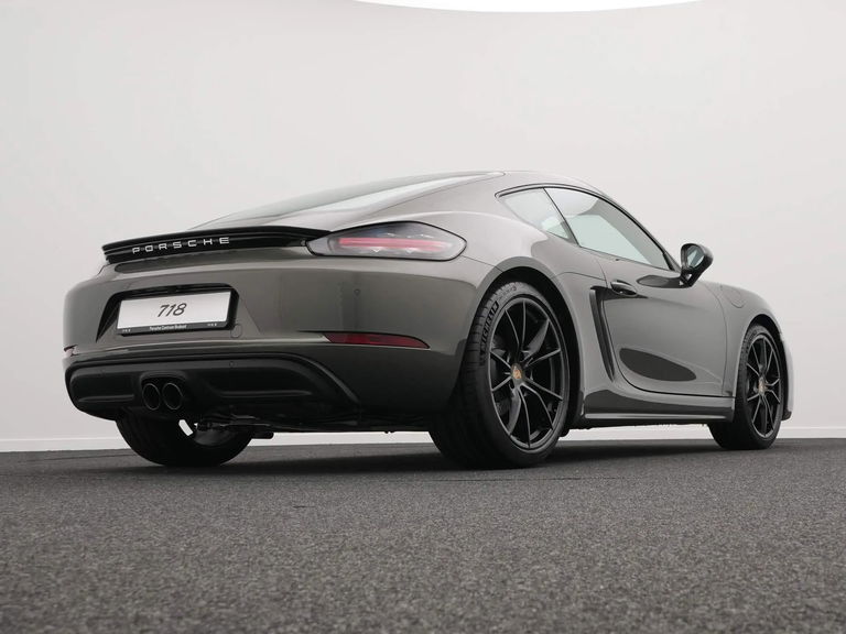 Porsche 718 Cayman
