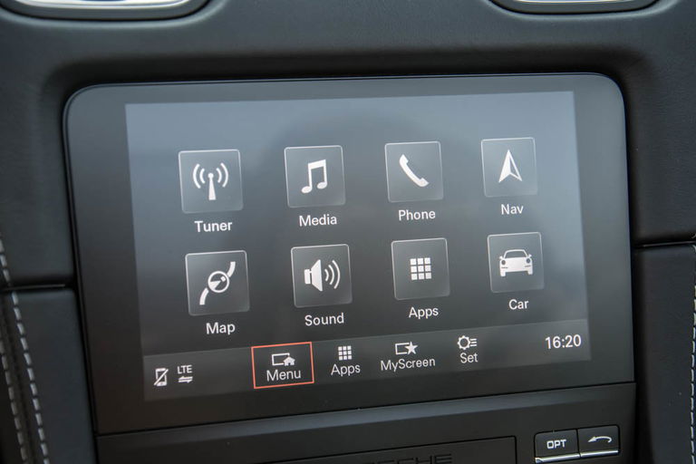 Porsche 718 Spyder RS