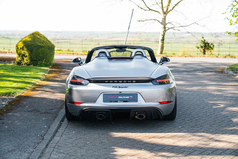Porsche 718 Spyder