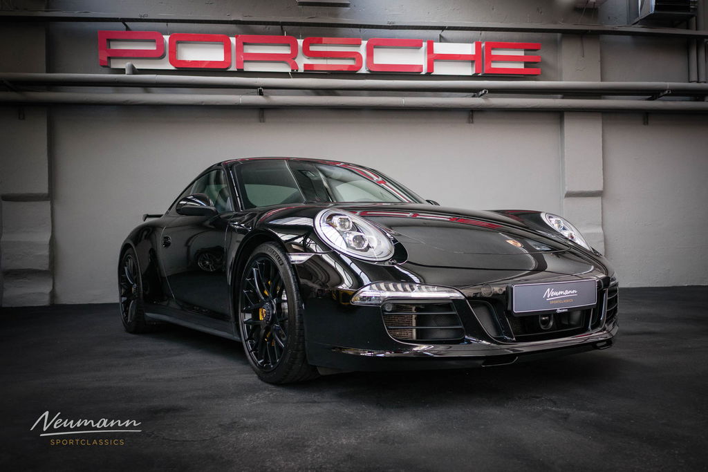 Porsche 991 Carrera 4 GTS