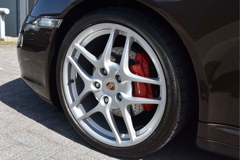 Porsche 997 Carrera 4