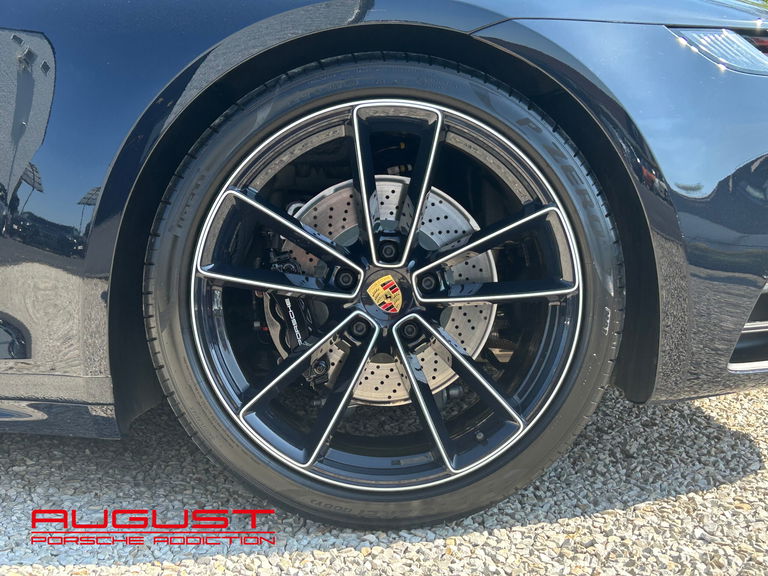 Porsche 992 Belgian Legend Edition