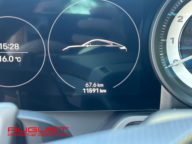 Porsche 992 Belgian Legend Edition