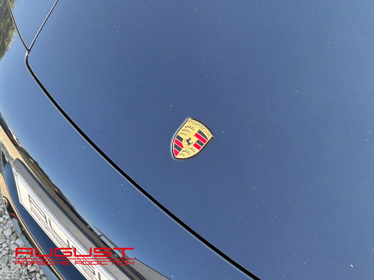 Porsche 992 Belgian Legend Edition