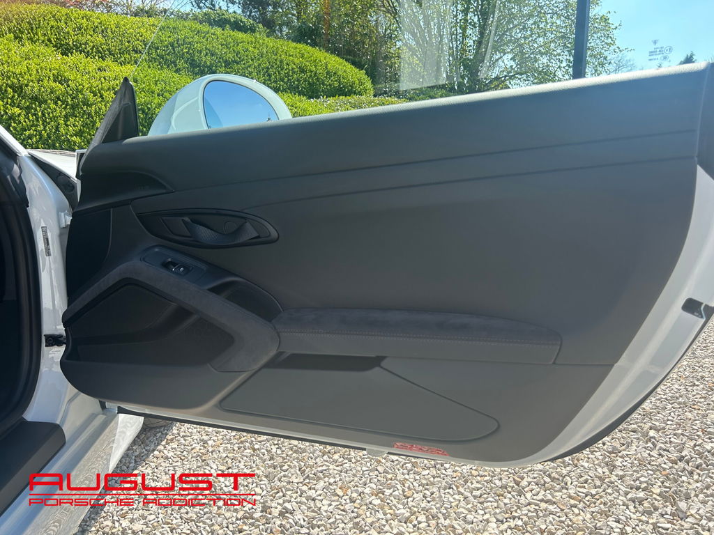 Porsche 981 Boxster Spyder