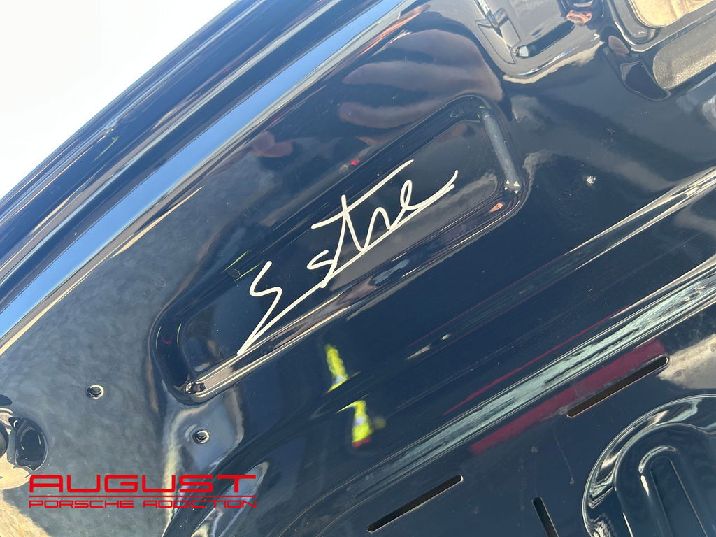 Porsche 992 Belgian Legend Edition