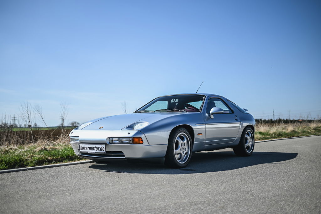 Porsche 928 GTS