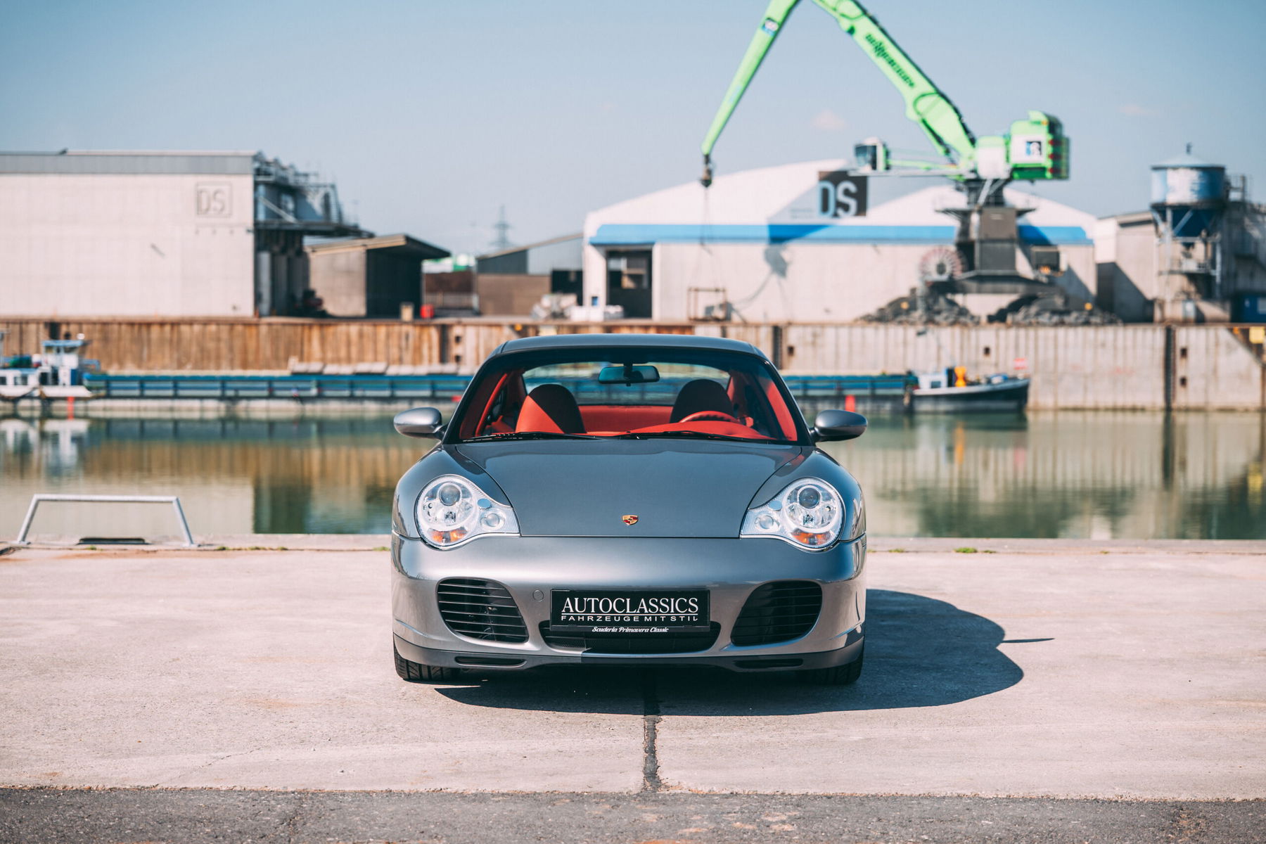Porsche 996.2 Carrera 4S front seal grey