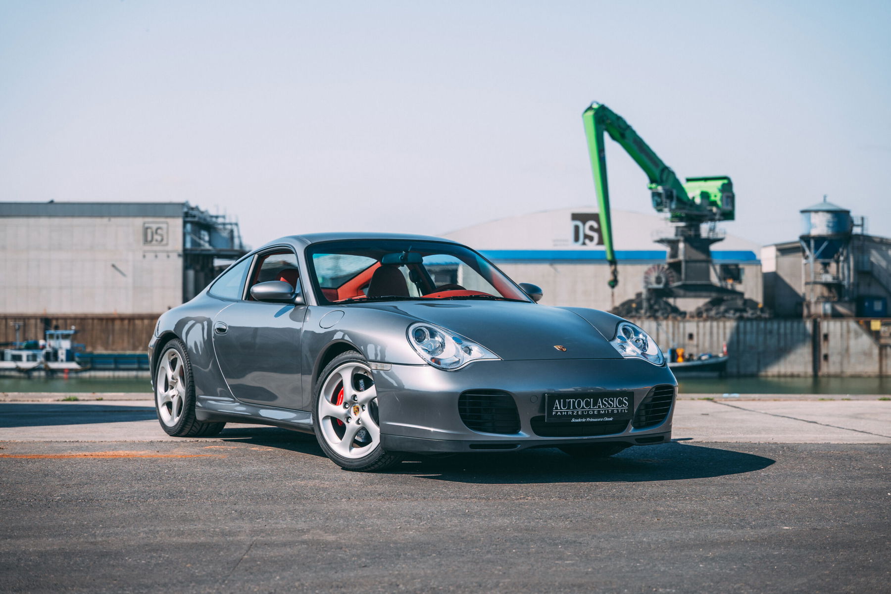 Porsche 996.2 Carrera 4S seal grey