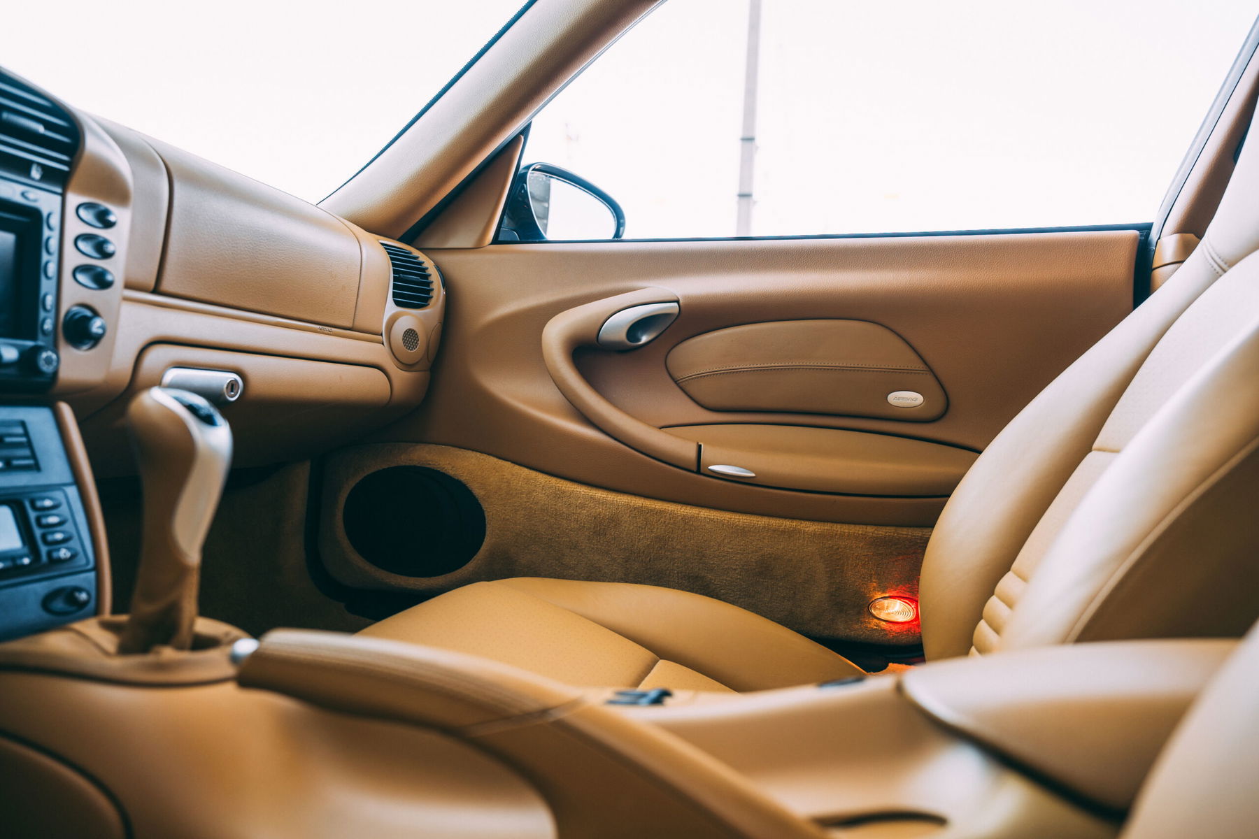 Porsche 996.2 Carrera Interior Savannah Beige
