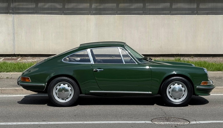 Porsche 911 E
