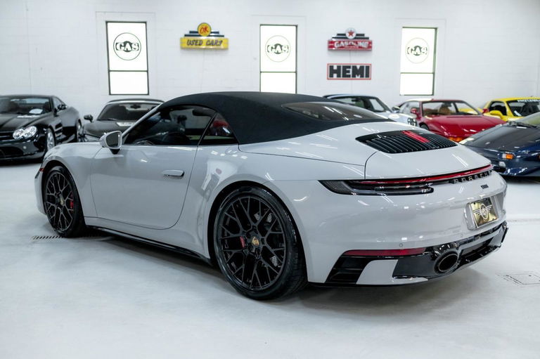 Porsche 992 Carrera 4S