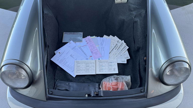 Porsche 911 Carrera 3.2