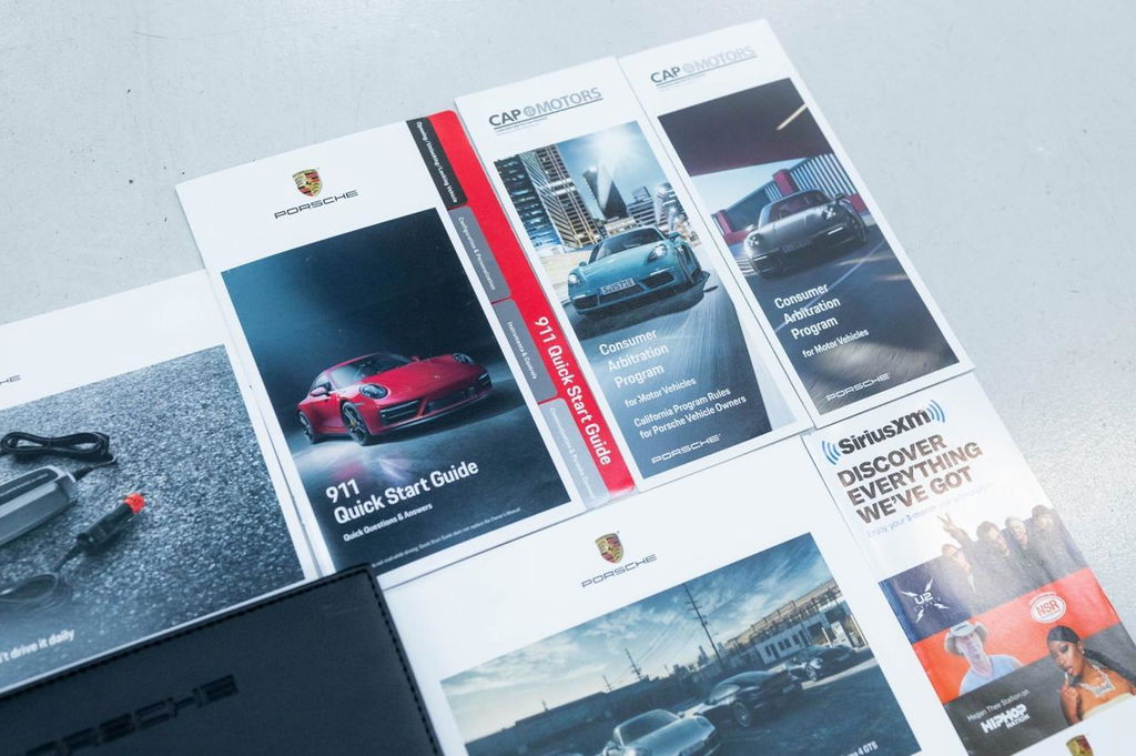 Porsche 992 Carrera 4S