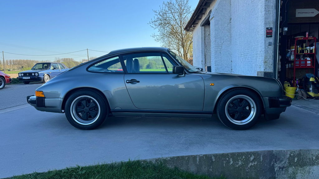 Porsche 911 Carrera 3.2