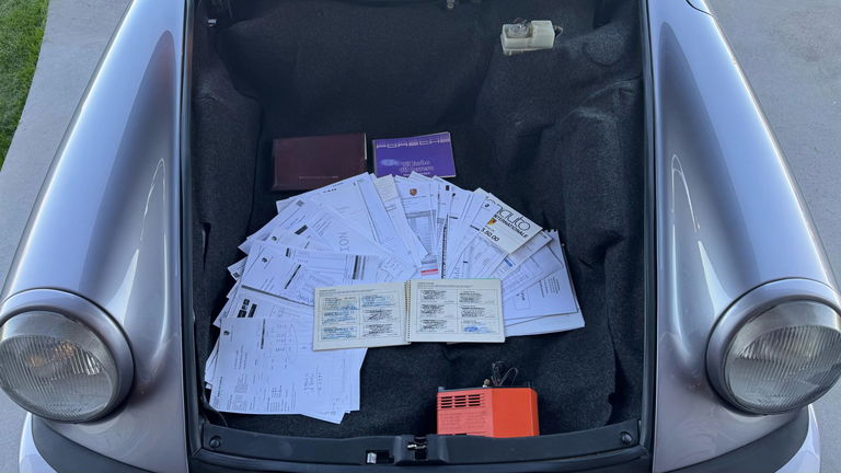 Porsche 911 Carrera 3.2