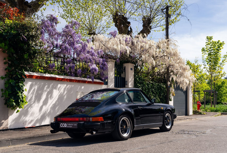 Porsche 911 Carrera 3.2