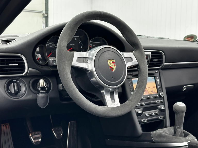 Porsche 997.2 Carrera GTS