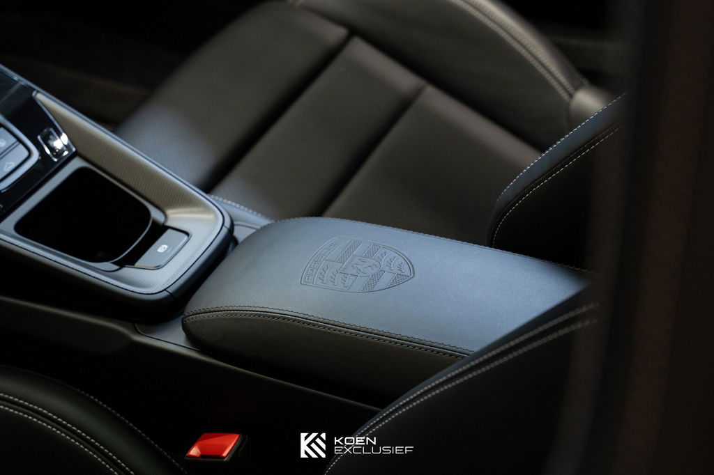 Porsche 992.2 Carrera