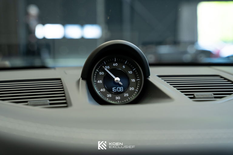 Porsche 992.2 Carrera