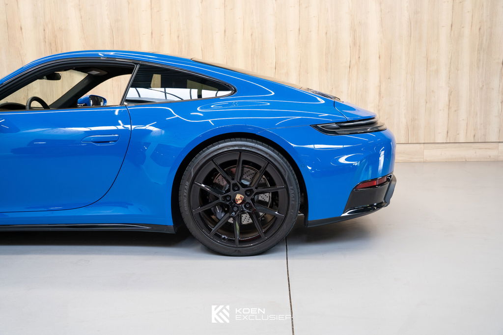 Porsche 992.2 Carrera