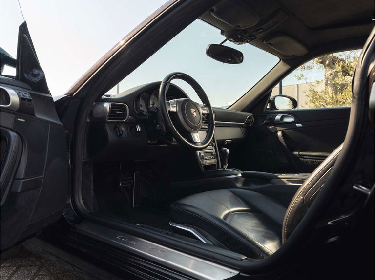 Porsche 997 Carrera 4S