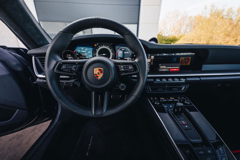 Porsche 992 Belgian Legend Edition