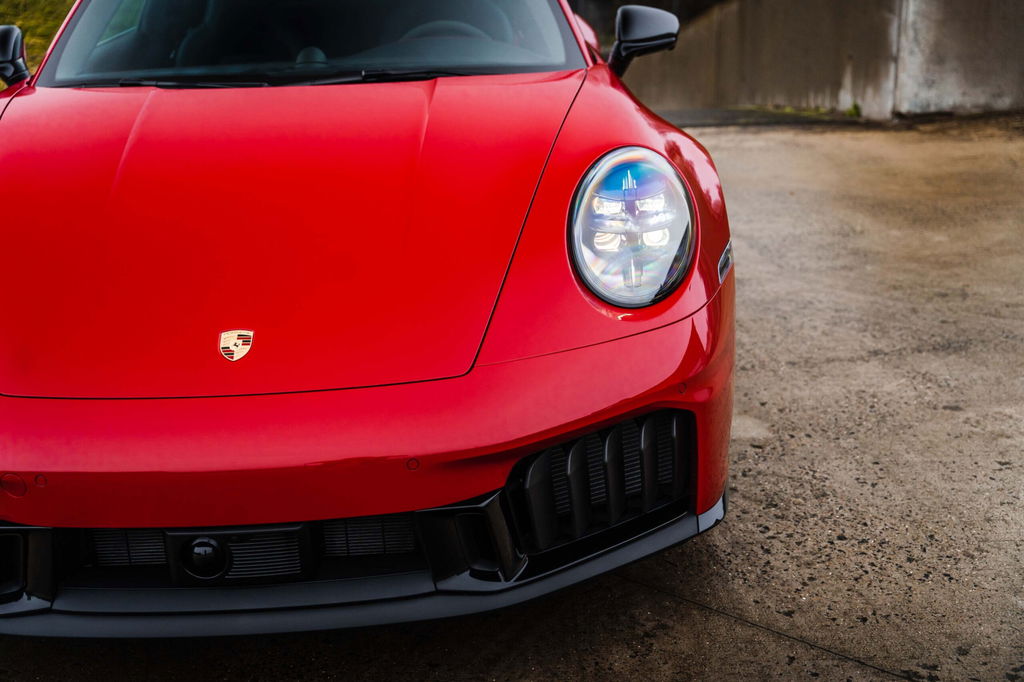 Porsche 992.2 Carrera 4 GTS