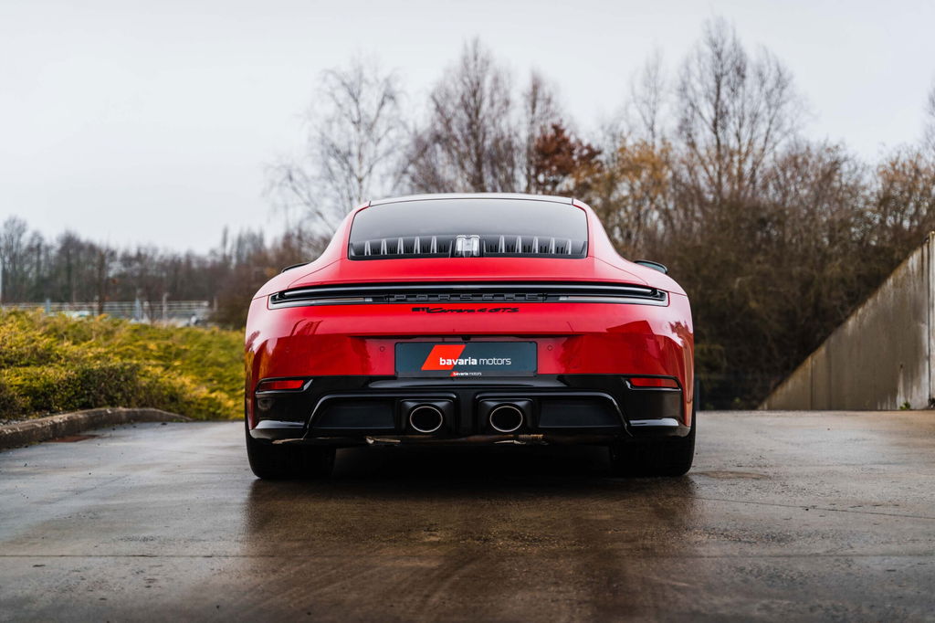 Porsche 992.2 Carrera 4 GTS