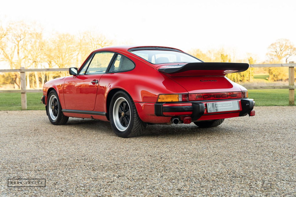 Porsche 911 Carrera 3.2